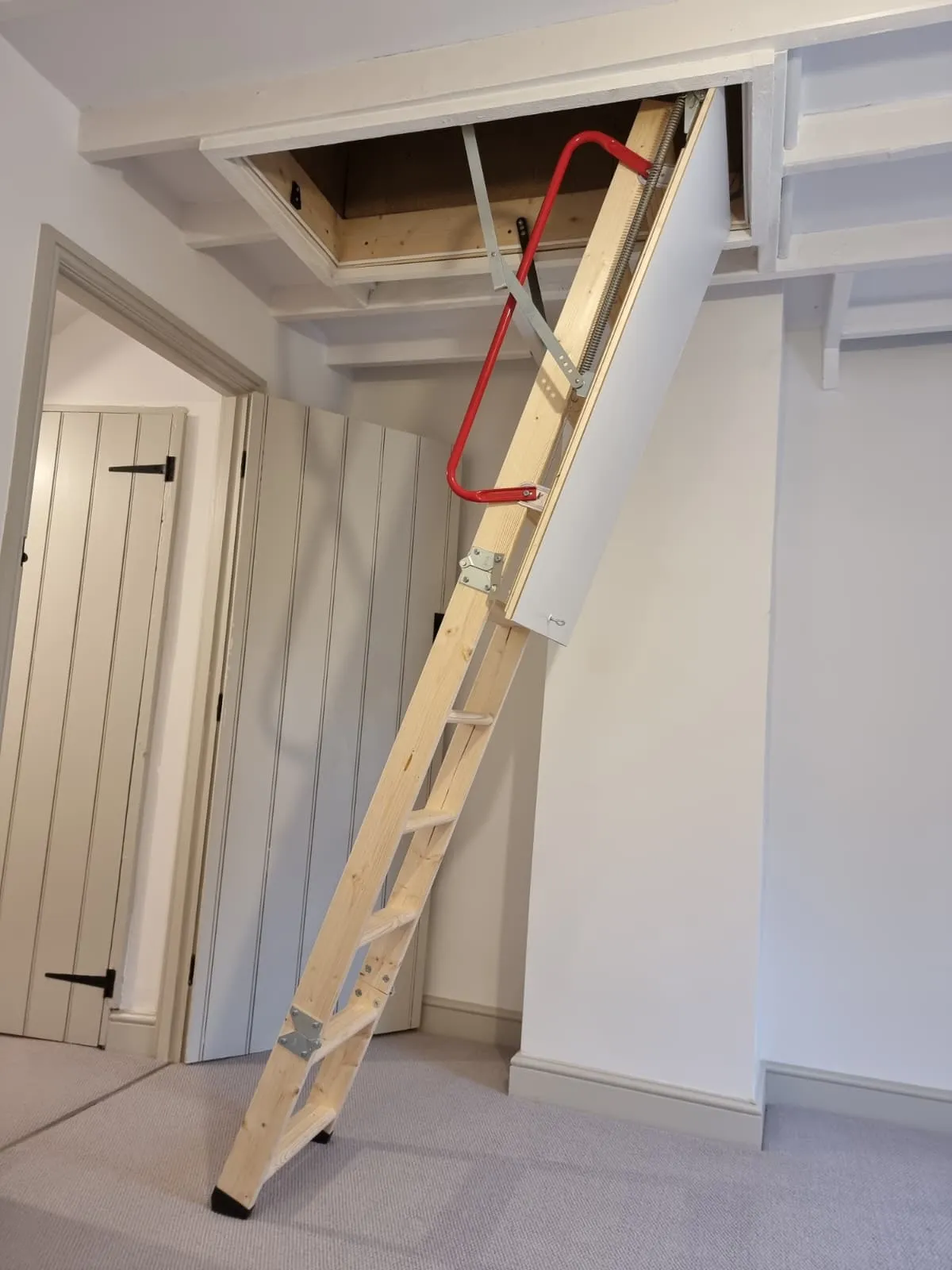 Loft Ladders Suffolk by The Loft Guys UK (2)